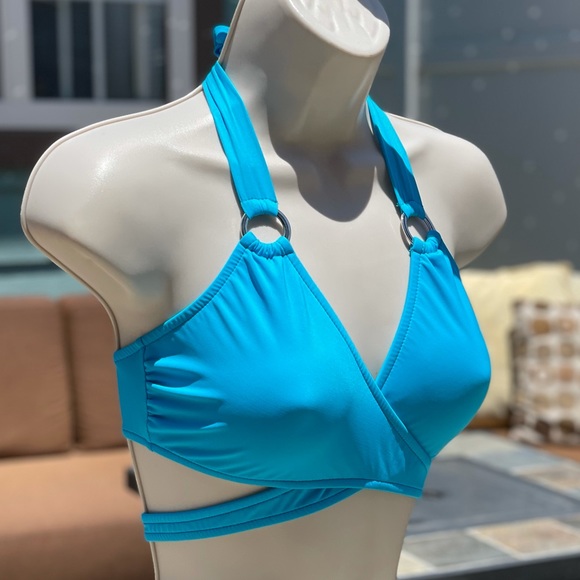 NWT VENUS wrap Bikini Tops 💜 - Picture 14 of 16